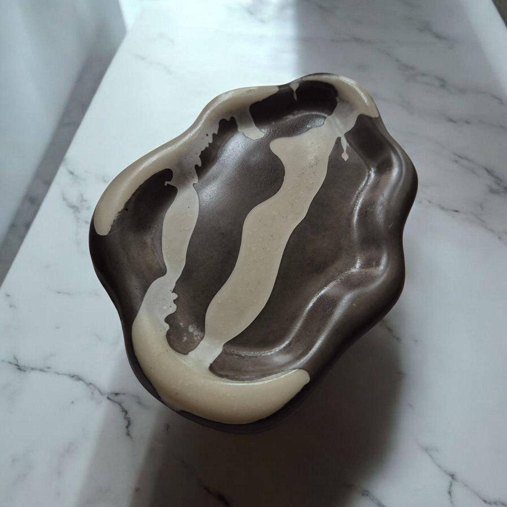 Set of 3 multifunctional trays made of polymer concrete and resin.