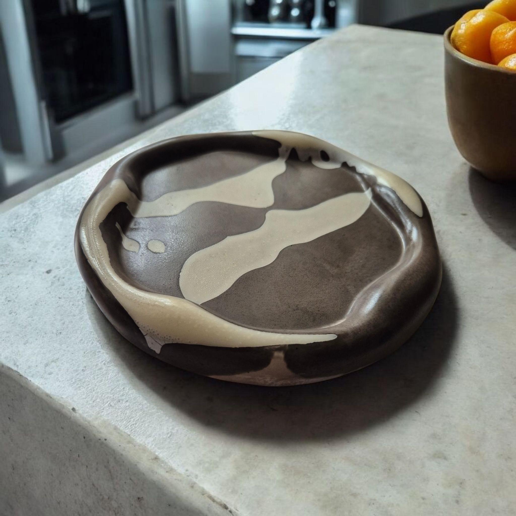 Set of 3 multifunctional trays made of polymer concrete and resin.