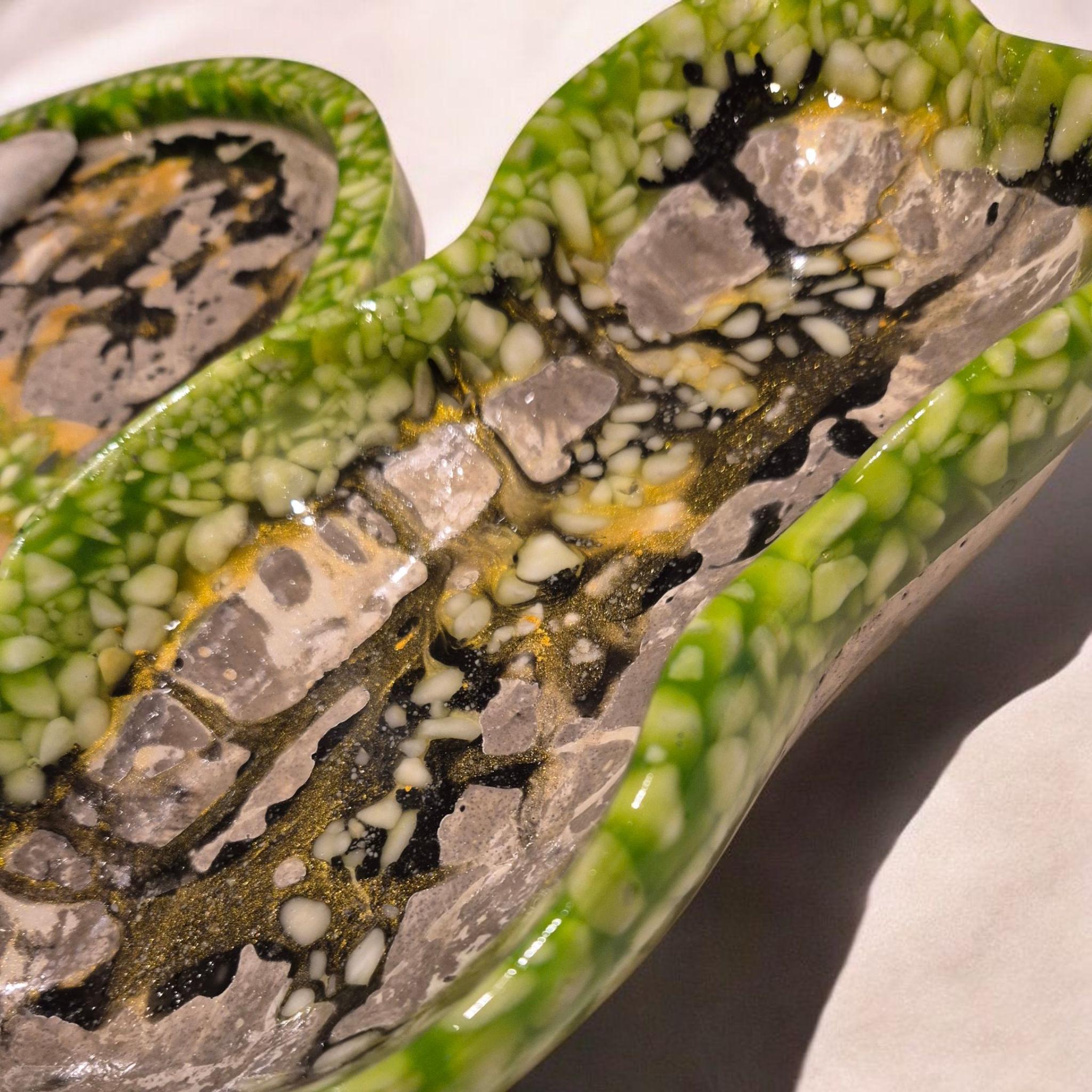 Handcrafted Marble Chip Resin Plate (30 cm) & Organic-Shaped Bowl 24x15 cm) - Unique Art Decor Set.