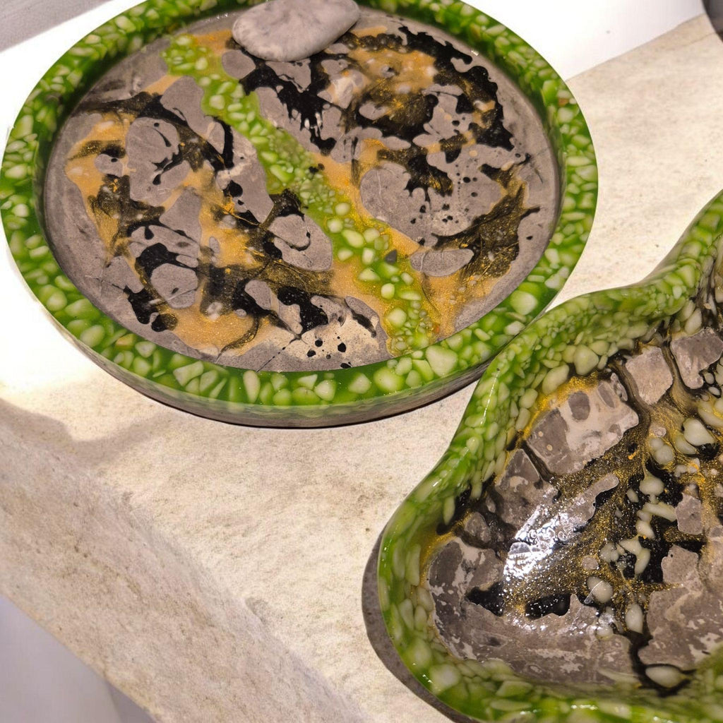 Handcrafted Marble Chip Resin Plate (30 cm) & Organic-Shaped Bowl 24x15 cm) - Unique Art Decor Set.