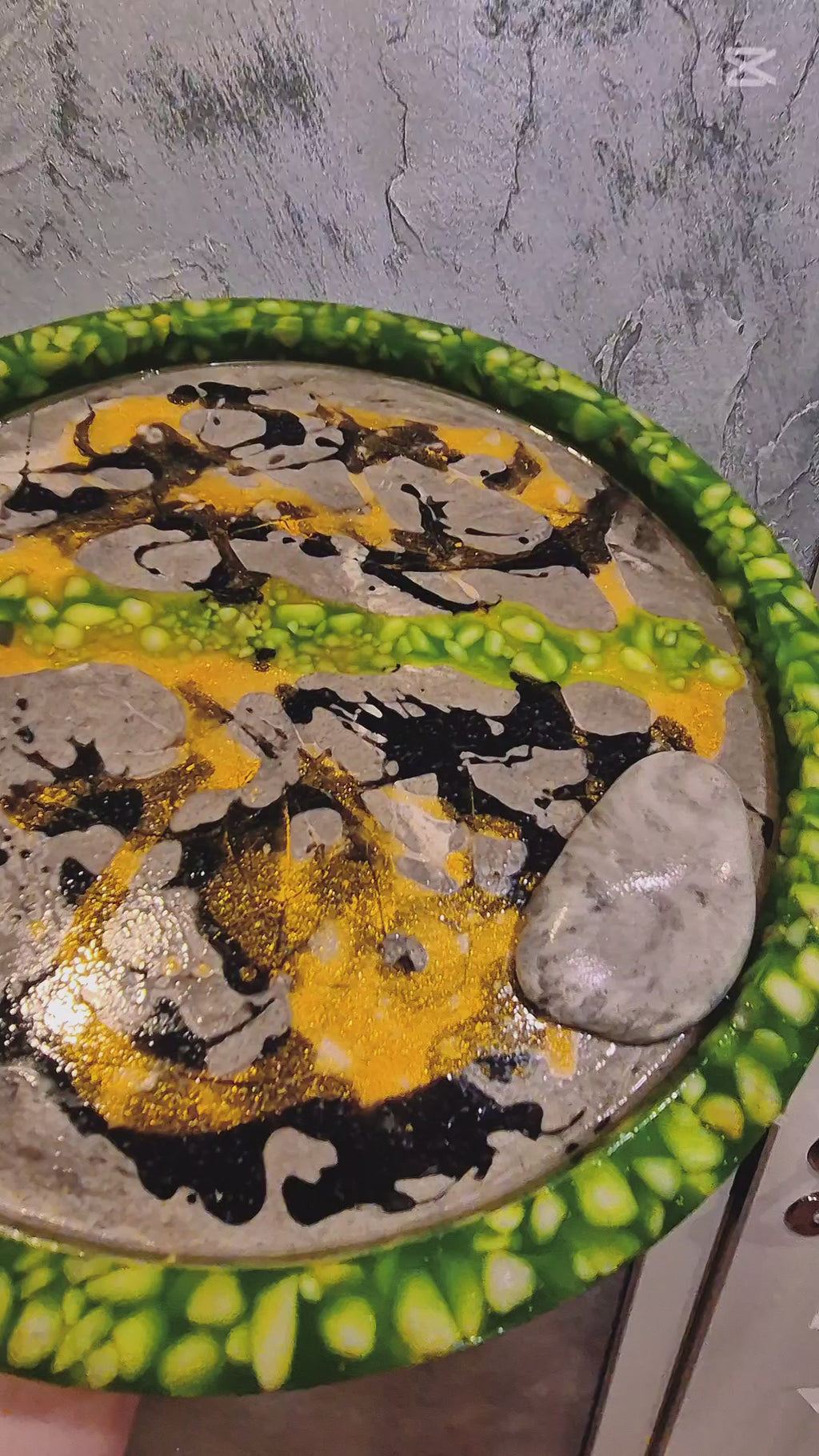 Handcrafted Marble Chip Resin Plate (30 cm) & Organic-Shaped Bowl 24x15 cm) - Unique Art Decor Set.